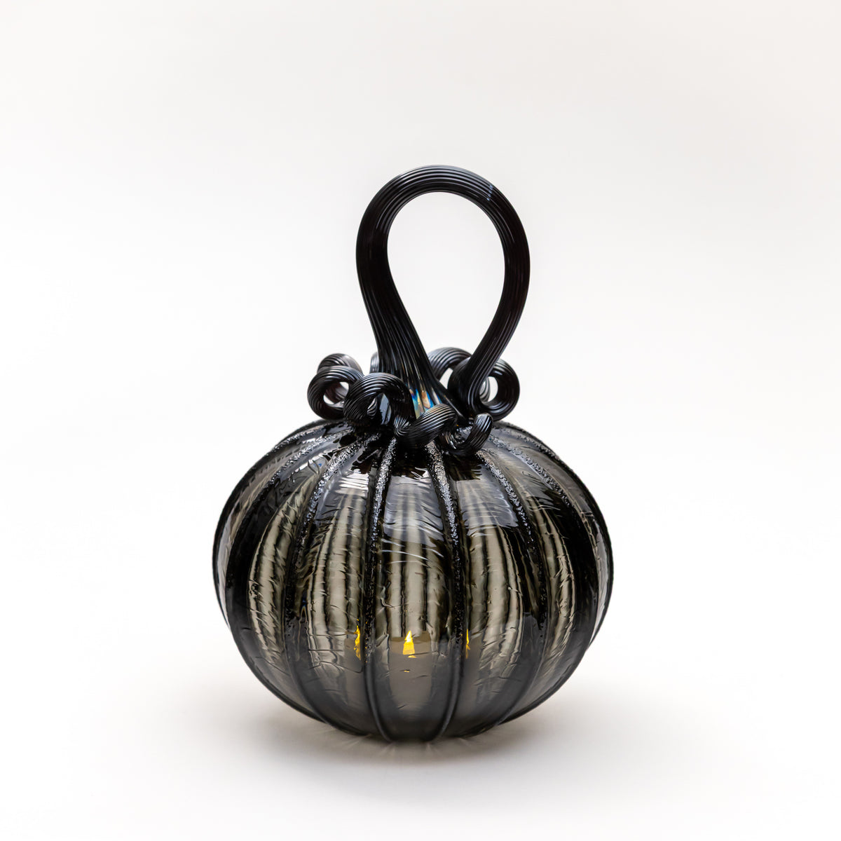 Raven Glass Pumpkin w/Tealight