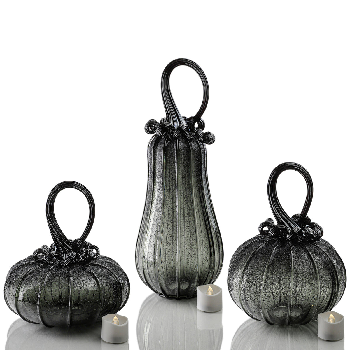 Raven Textured Pumpkin w/Tealight
