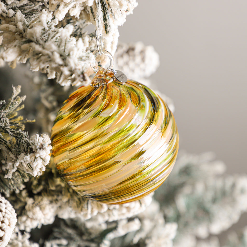Daisy Handblown Glass Ornament