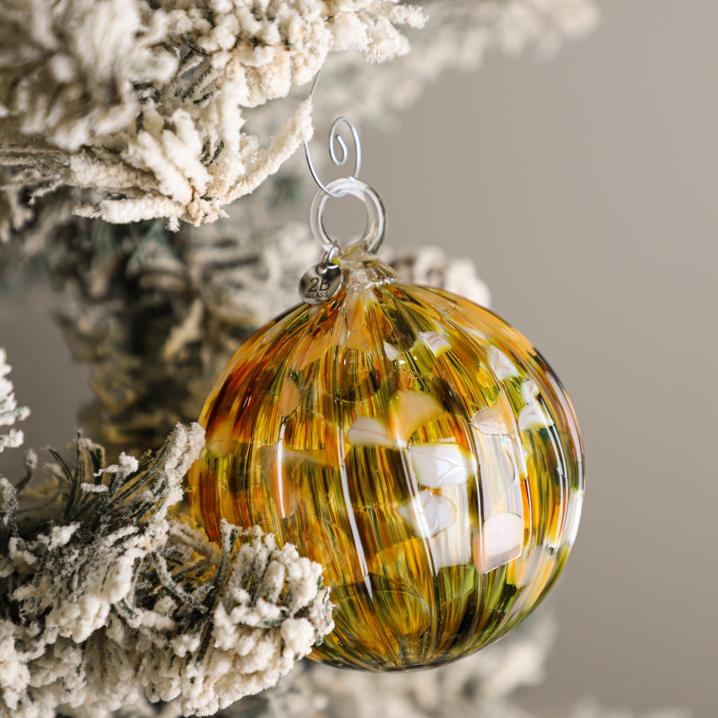 Daisy Handblown Glass Ornament