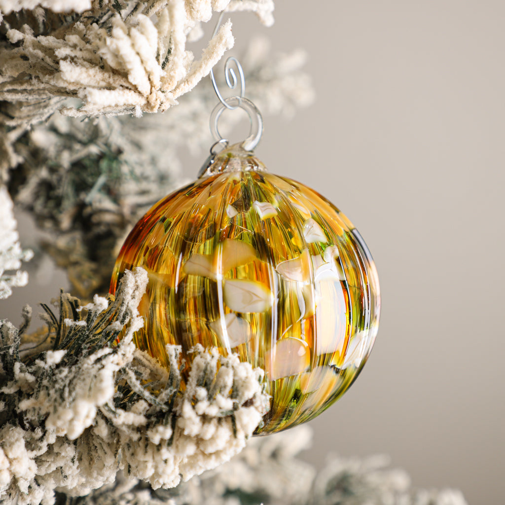Daisy Handblown Glass Ornament