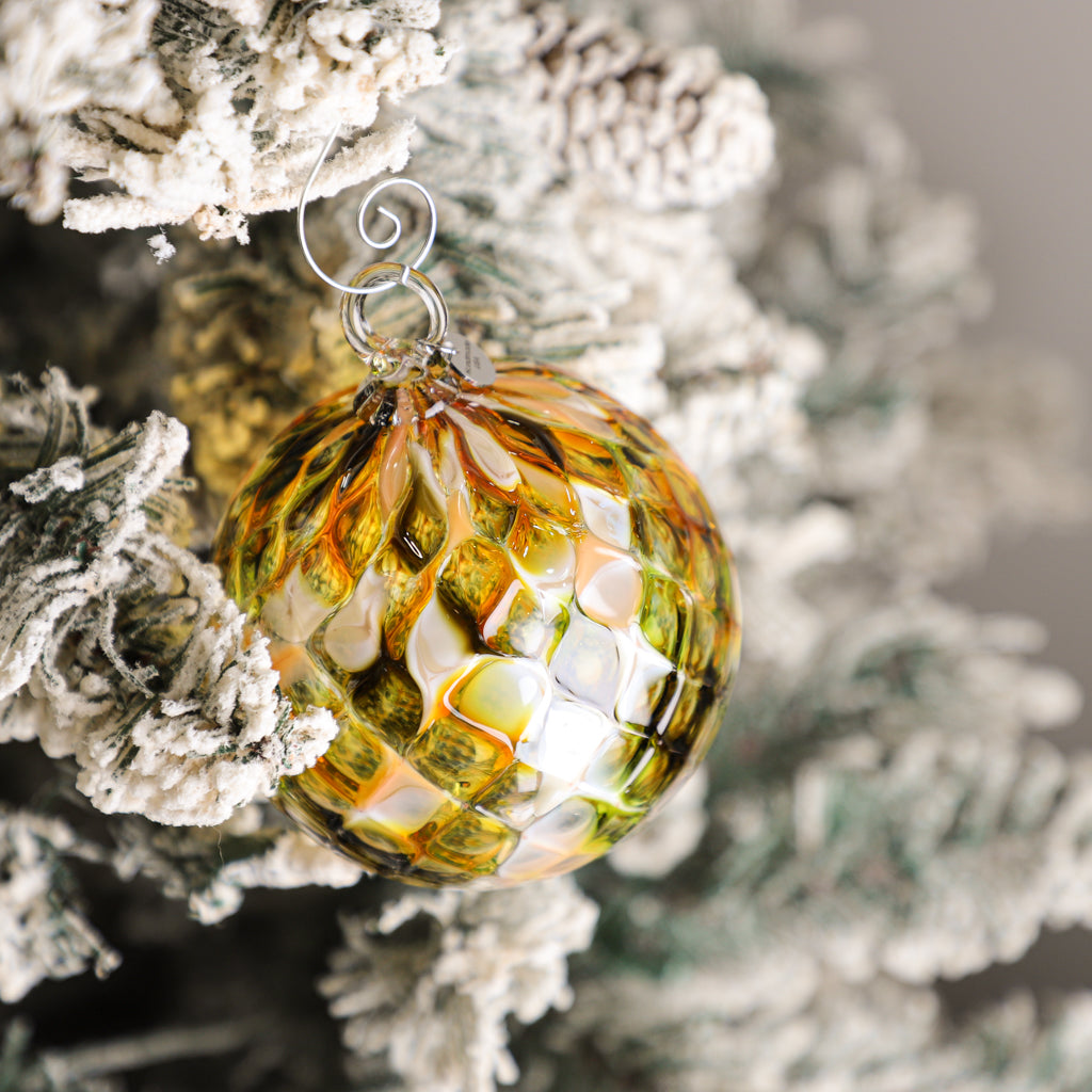 Daisy Handblown Glass Ornament