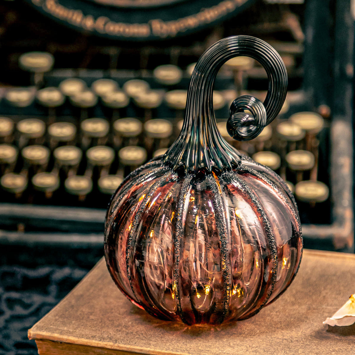 Antique Rose Glass Pumpkin w/Tealight