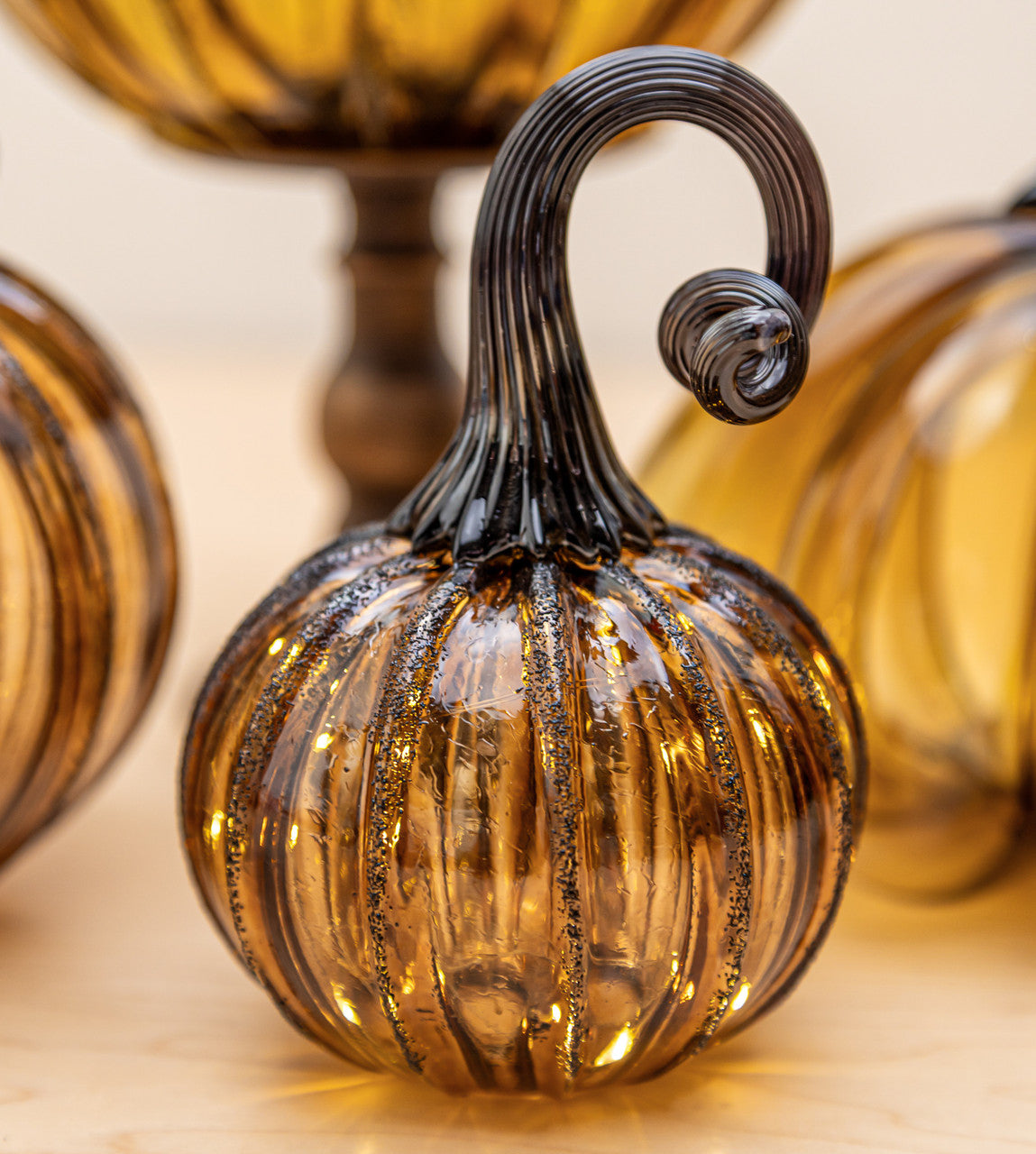 Aged Oak Glass Pumpkin w/Tealight