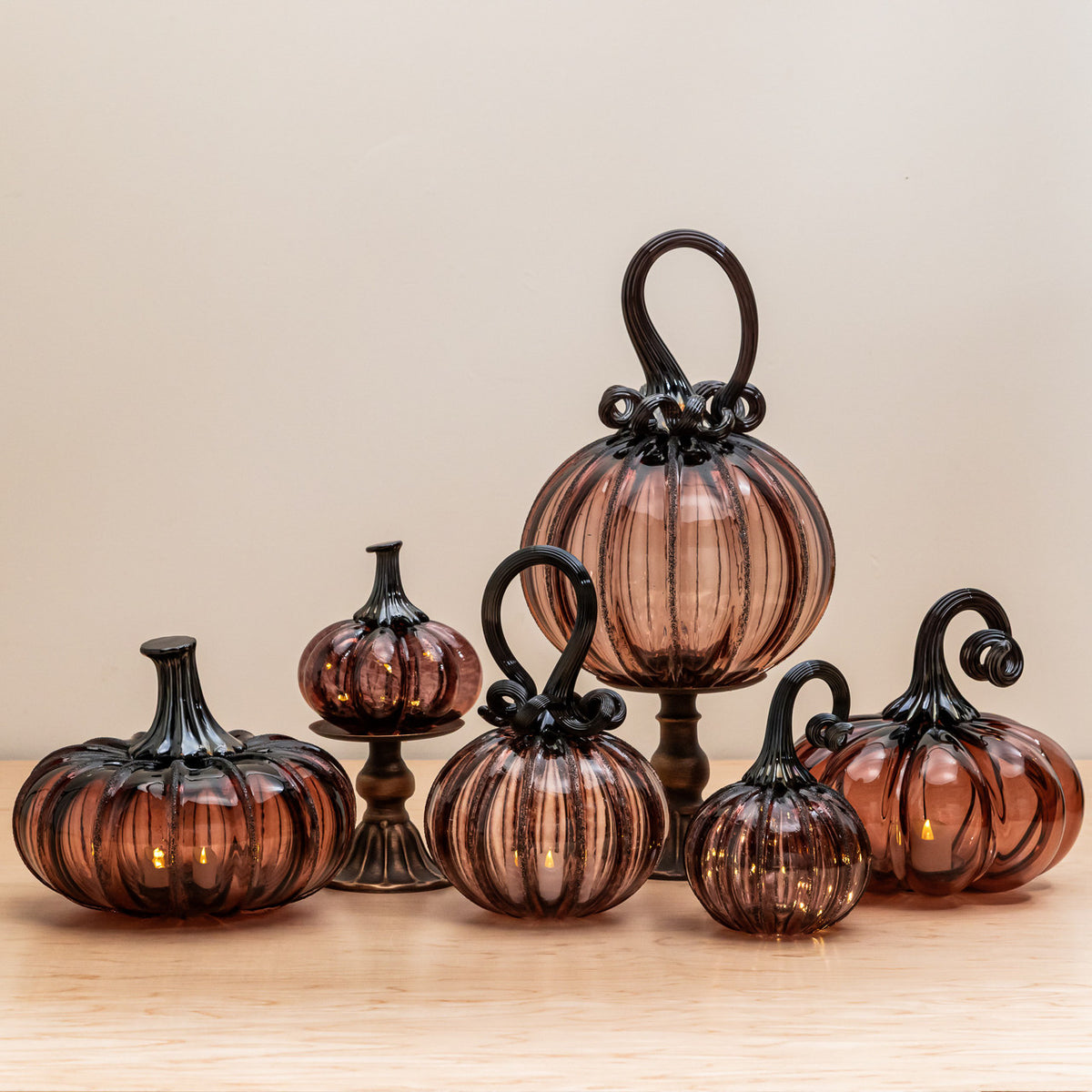 Antique Rose Glass Pumpkin w/Tealight
