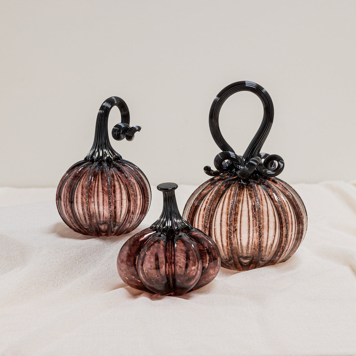 Antique Rose Glass Pumpkin w/Tealight